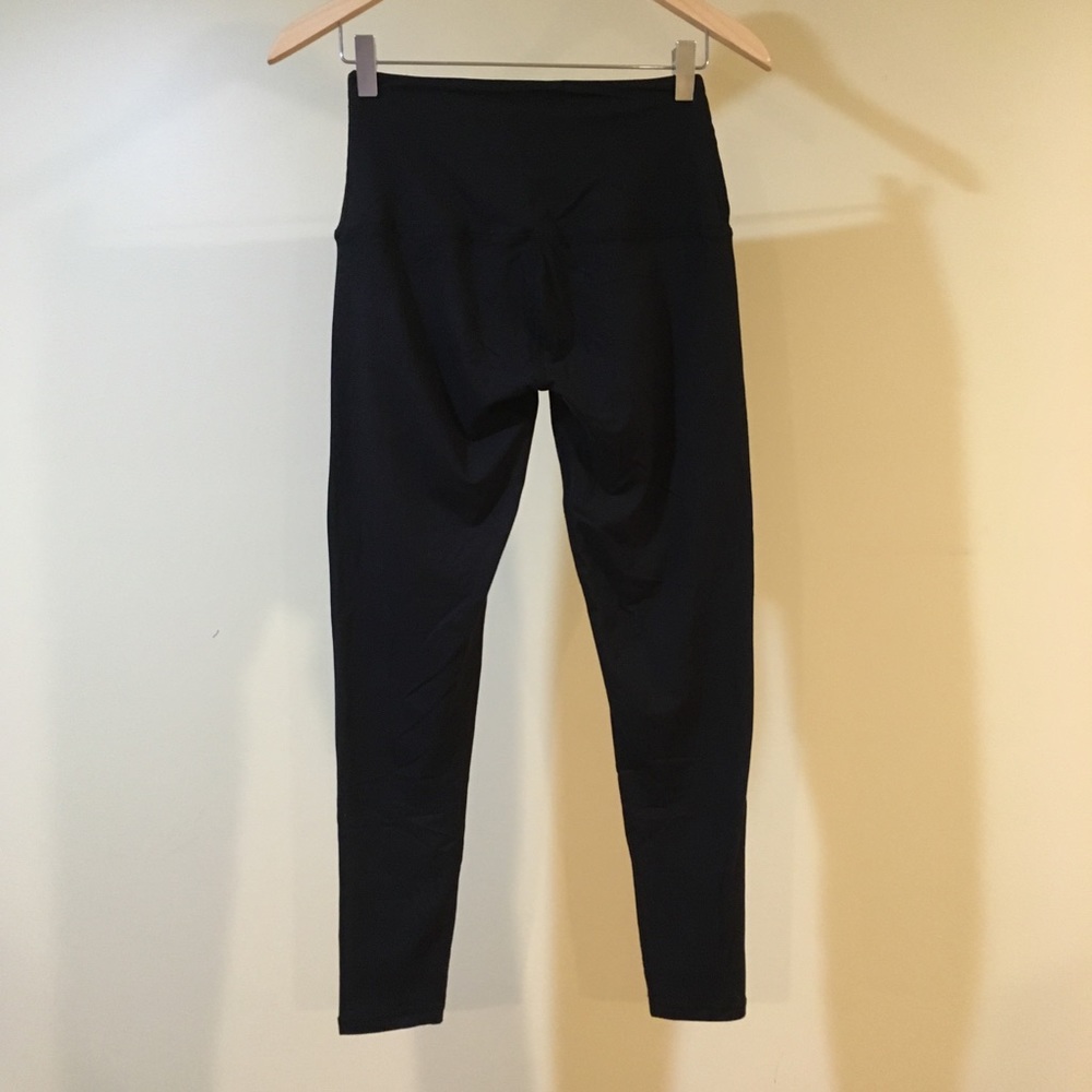 Wide Waistband Super Soft Stretchy Yoga Leggings w Pocket - Picture 5 of 5